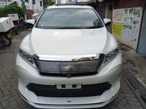 Toyota Harrier 2019 Off White