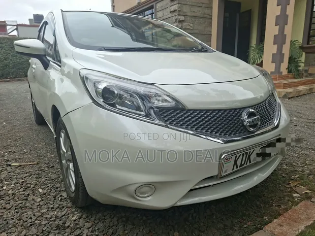 Nissan Note 1.2 Petrol 2015 White - 1
