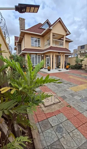 Maisonette ya Vyumba 5 vya Kulala kwa Ajili ya Kukodisha Eneo la Gateway Mall
