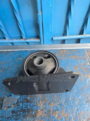 Engine Mounts za Toyota HiAce 7L & 9L (Model Mpya)