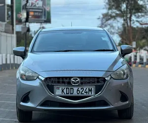 Mazda Demio 2015 Silver