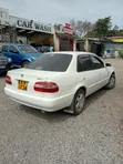 Toyota Corolla 2000 White - 2