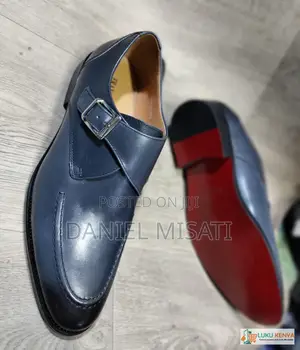 Vatu vya Franco Bannetti vya Wanaume vya Monk Strap Nyeusi