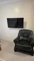 Studio chenye Samani za Kupangisha Karen C - 5