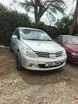 Nissan Tiida 1.5L 16V Hatchback 2009 Silver - 1