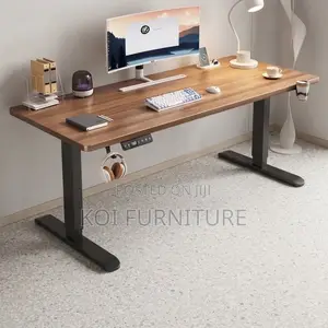Creators Studio Electric Height-Adjustable Desk 1400mm