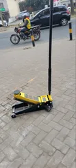Hydraulic Trolley Floor Jack - 2