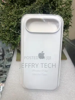 White Silicone Protective Case for iPhone 17 Air