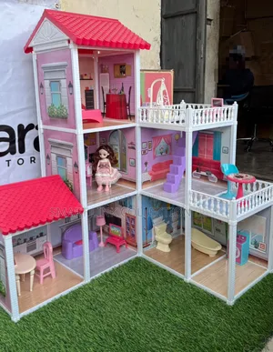 Baby First 172pcs Princess Doll House