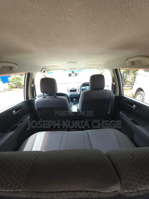 Nissan Wingroad 2009 Silver - 1