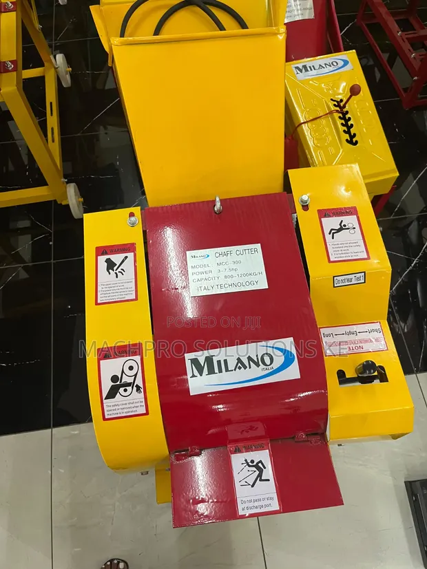 Milano Italia MCC-300 Heavy Duty Chaff Cutter - 1