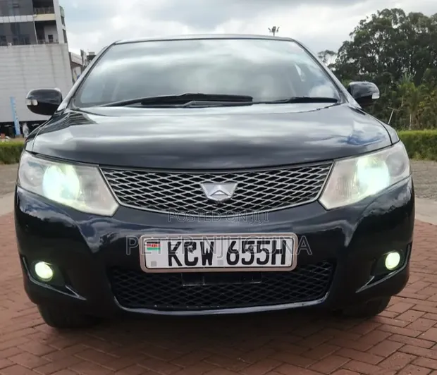 Toyota Allion 2012 Nyeusi - 1