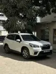 Subaru Forester Premium AWD 2019 Nyeupe - 2