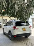 Subaru Forester Premium AWD 2019 Nyeupe - 4