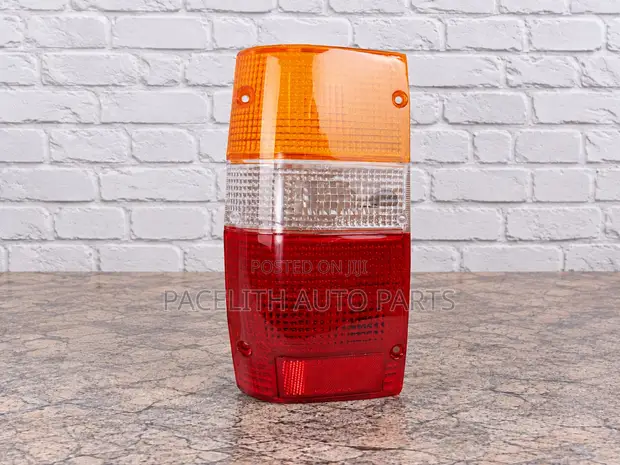 Depo Tail Lens Mitsubishi L200 (1983-1994) - 1