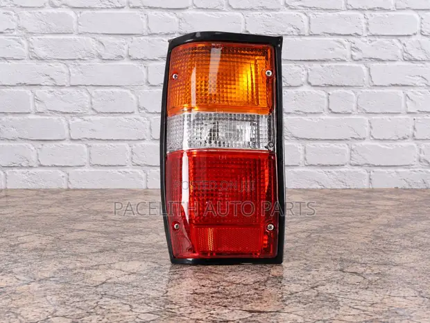 Mitsubishi L200 K14 Tail Lamp (1983-1994) - 1