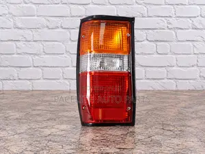 Mitsubishi L200 K14 Tail Lamp (1983-1994)