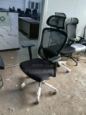 Boss Office Products Kiti cha Ofisi cha Mtendaji - Kipya Kabisa