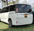 Toyota Voxy V 2WD 7-Seater 2018 Nyeupe - 4