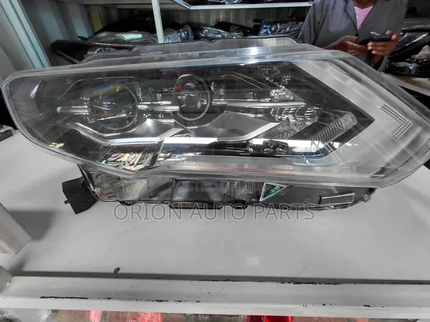 Nissan X-Trail NT32 Headlights (Used, Ex-Japan) - 1