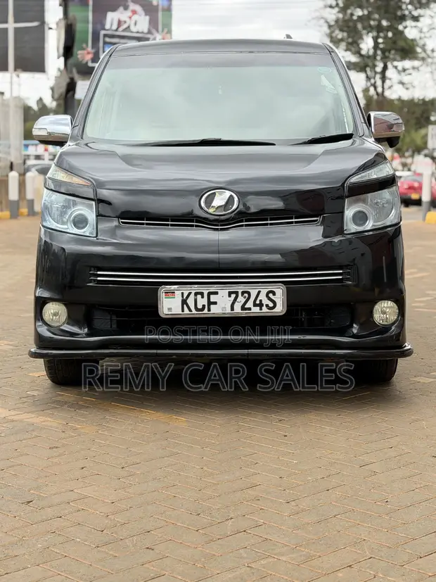 Toyota Voxy 2008 Black - 1