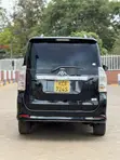 Toyota Voxy 2008 Black - 4