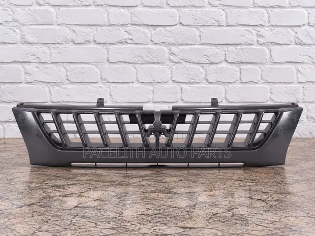 Mitsubishi L200 Strada Pickup Front Grille (1999) - Matte Black - 1