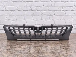 Grille ya Mbele ya Mitsubishi L200 Strada Pickup (1999) - Nyeusi Matte