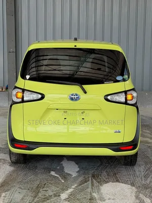 Toyota Sienta 1.5 Hybrid FWD (6-seater) 2018 Yellow
