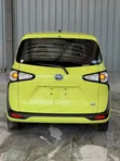 Toyota Sienta 1.5 Hybrid FWD (6-seater) 2018 Yellow - 1