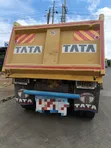 Tata ICV Truck Tipper - Njano - 3
