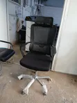 Kiti cha Ofisi cha Ergonomic chenye Headrest - Kipya Kabisa - 1
