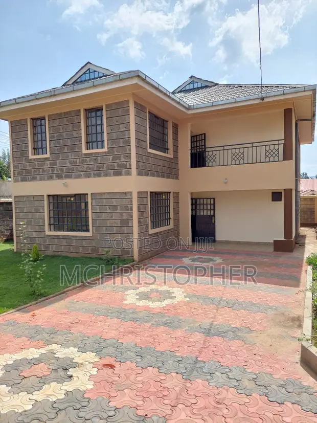 4 Bedroom Maisonette with SQ in Nkoroi for Sale - 1