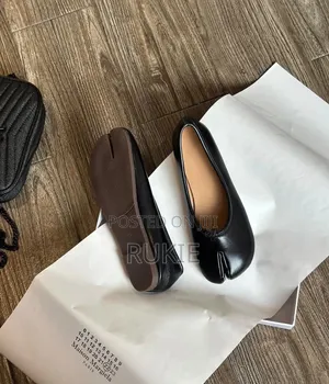 Viatu vya Tabi Flats