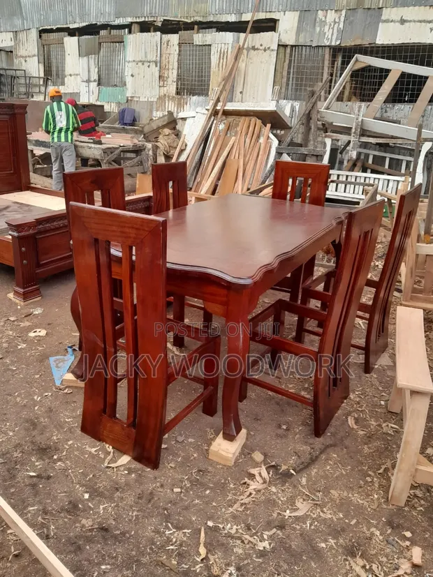 Artisan Mahogany 6-Seater Dining Set - 1