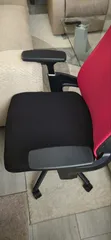 Kiti cha Ofisi cha Dignity Furniture Ergonomic - Chekundu/Cheusi - 4