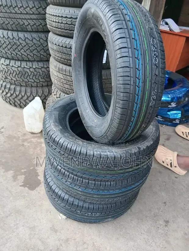 Comforser 195/65/15 Tyres - 1