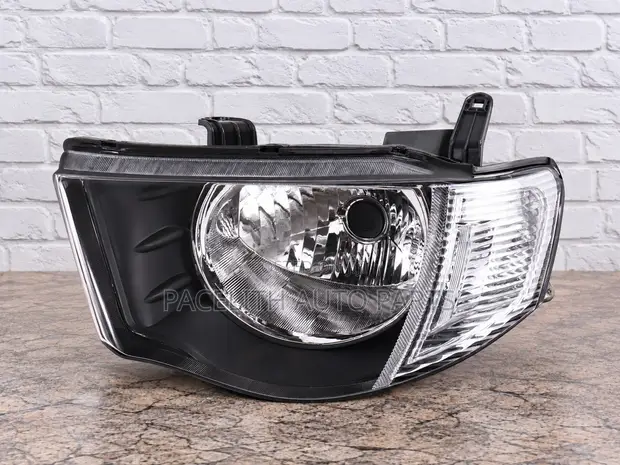 Headlight for Mitsubishi L200 Triton Pickup 2007-2009 - 1