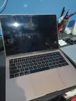 Apple MacBook Air 8GB RAM, 128GB SSD - 2