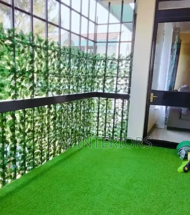 Artificial Grass Carpet - Brand New - 1