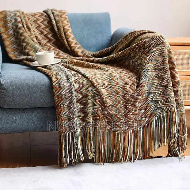 Bohemian Knitted Throw Blanket with Tassels - 1