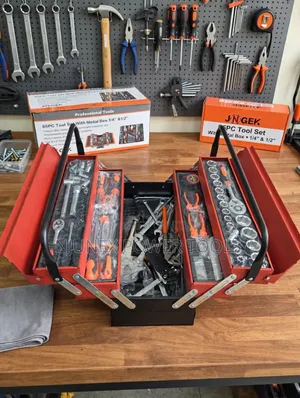 85-Piece Professional Tool Set na Metal Cantilever Box