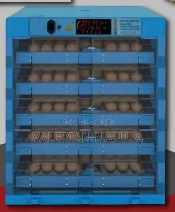 256 Egg Automatic AC/DC Incubator - 1