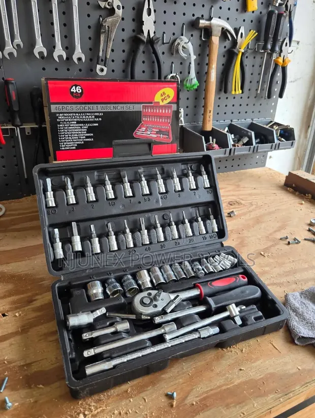 46-Piece 1/4-Inch Drive Socket Ratchet Wrench Set - 1