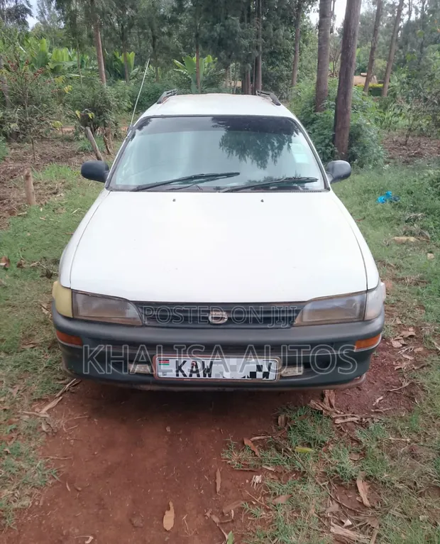 Toyota Corolla 2001 DX White - 1