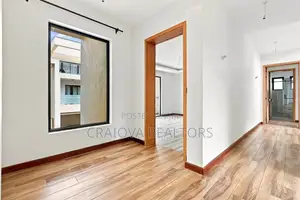 6-Bedroom Townhouse for Sale in Lavington