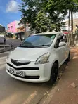 Toyota Ractis 2010 White - 2