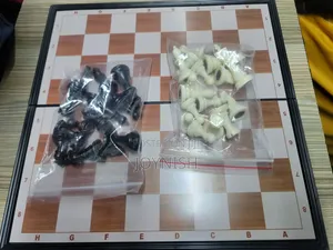 Bodi ya Chess Inayokunjwa - Mpya Kabisa