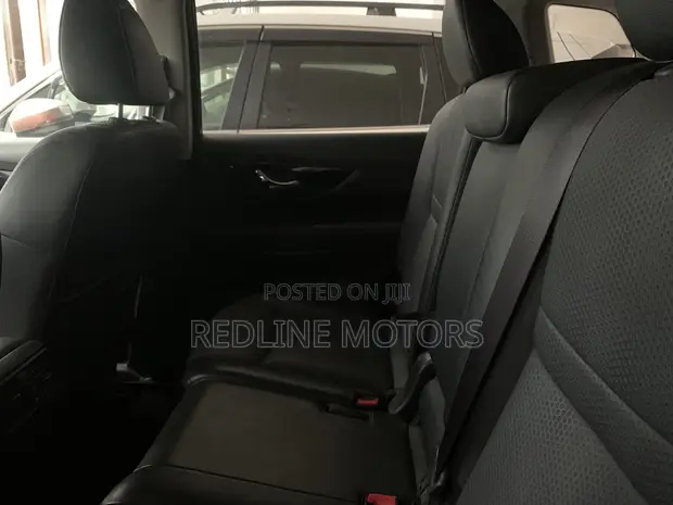 Nissan X-Trail 2.0 Petrol AWD 2018 Orange - 1