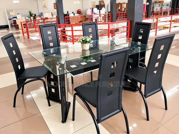 6-Seater Dining Set ya Kioo - Viti Vyeusi vya Kisasa - 1